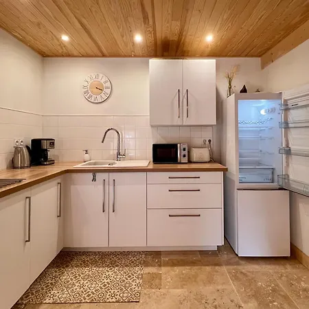 Ferme Le Coeur Des Petits Chenes Holiday home Saint-Pierre-de-Cole